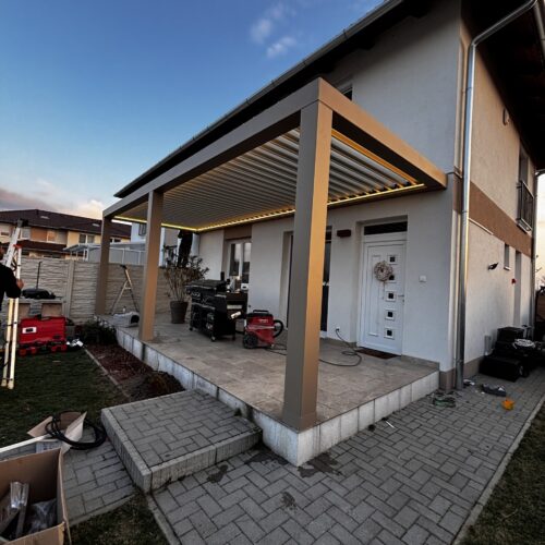 Pergoline (1) by Pergoroll